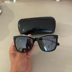 Chanel sunglasses!!
